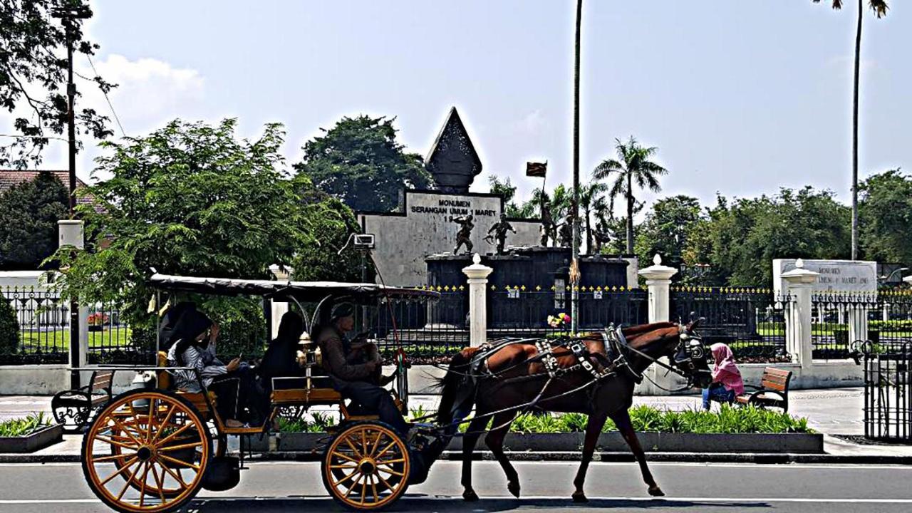 Mitra Hotel Yogyakarta Luaran gambar